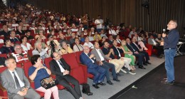 PROF. DR. NACİ GÖRÜR İLE ‘DEPREM BİLİNCİ’ KONFERANSI BÜYÜK İLGİ GÖRDÜ