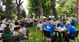 Kırklareli ve Edirne Huzurevi sakinleri yemekte buluştu