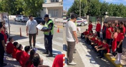 4’üncü sınıf öğrencilerinin Trafik dersine eşlik edildi