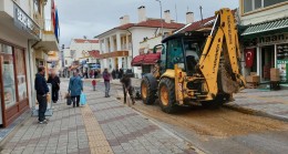 Fatih Caddesinde altyapı sorunu patlak verdi