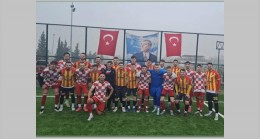 Ahmetbey Güvenspor yılı galibiyetle kapattı