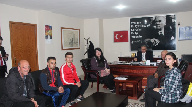 SPORCULAR VEKİL KAYAN’DAN YARDIM İSTEDİ