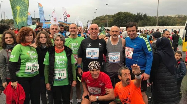 39. İSTANBUL MARATONUNA BABAESKİ DAMGASI