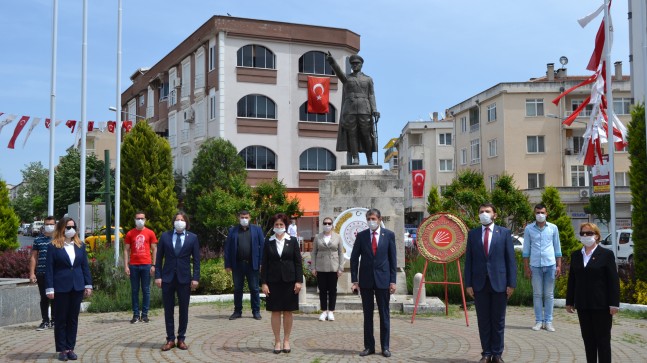 “19 Mayıs bağımsızlığımızın nişanesidir”