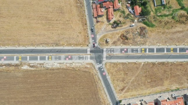 Trafik levhaları ve uyarı işaretleri yenilendi