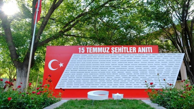 15 Temmuz Şehitleri Anıtı açıldı