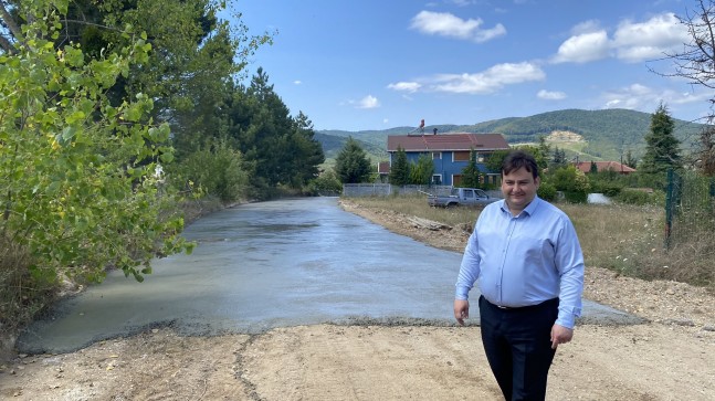 ‘’Ekiplerimiz beton yol çalışması için iş başında!’’