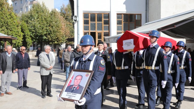 Merhum Jandarma Tuğgeneral Mümin Sunay son yolculuğuna uğurlandı