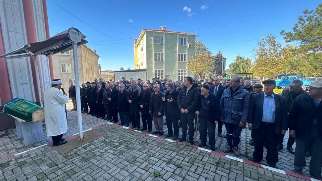 Şehit Annesi son yolculuğuna uğurlandı