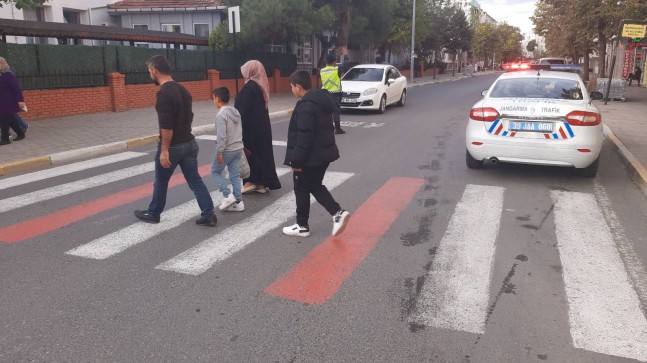 Babaeski’de yaya önceliği denetimi