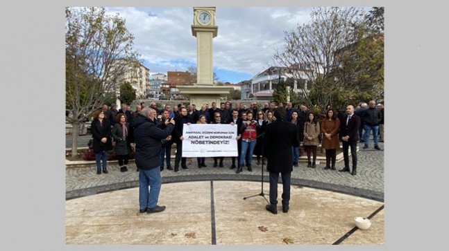 Eş zamanlı basın açıklaması yapıldı