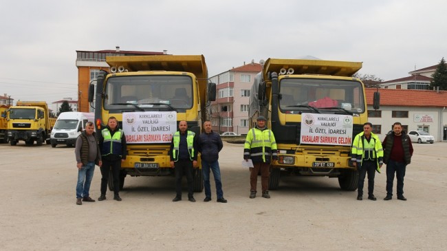 2 Kamyon yakacak yola çıktı