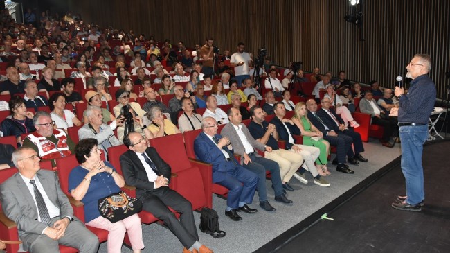 PROF. DR. NACİ GÖRÜR İLE ‘DEPREM BİLİNCİ’ KONFERANSI BÜYÜK İLGİ GÖRDÜ