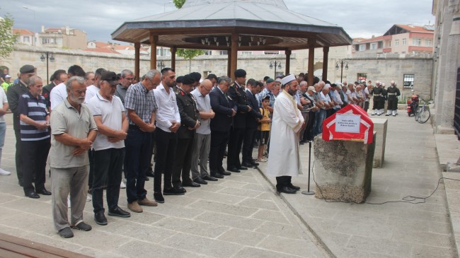 Kıbrıs Gazisi son yolculuğuna uğurlandı