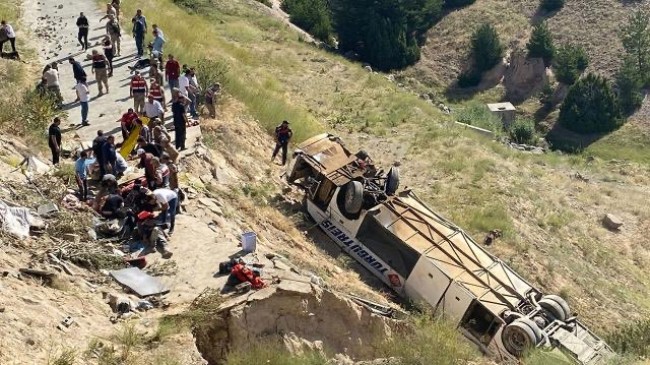 ‘’Hayatını kaybeden vatandaşlarımıza Allah’tan rahmet, yaralılarımıza acil şifalar diliyorum’’