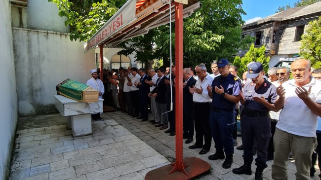 Saniye Yatkın son yolculuğuna uğurlandı