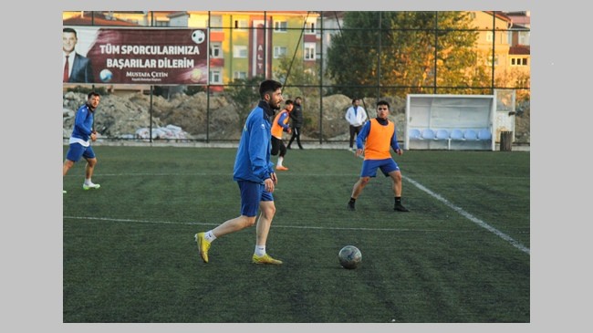 Kapaklıspor hazırlıklarına devam ediyor