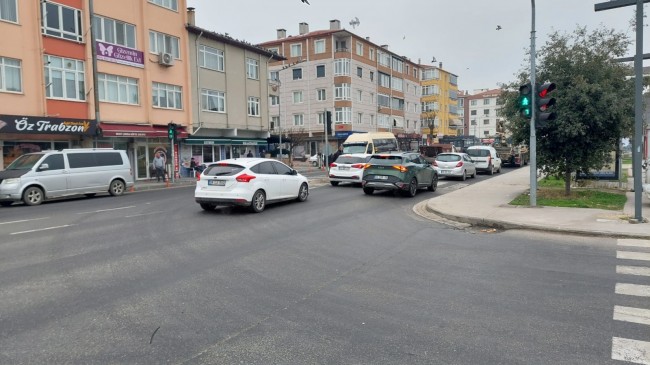 Lüleburgaz’da şehir içi trafikte artış gözlemleniyor