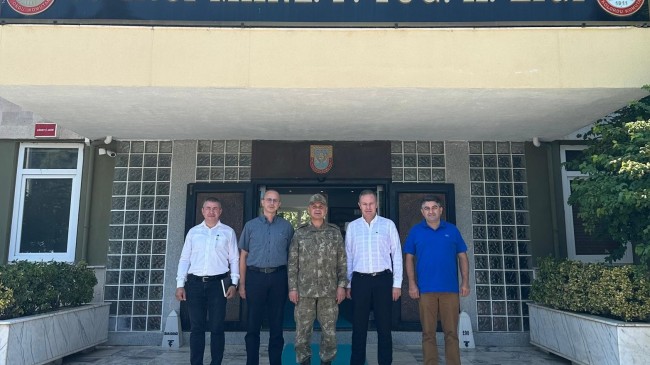 Kırklareli TSO Başkanı Soner Ilık, Tugay Komutanı Tuğgeneral Mustafa Cüneyt Arıkan’ı ziyaret etti